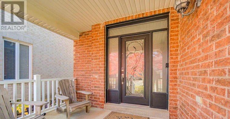 202 Lawn Crescent WEST, Whitchurch-Stouffville, ON, L4A 0B4 - 3