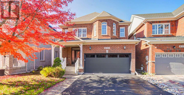 202 Lawn Crescent WEST, Whitchurch-Stouffville, ON, L4A 0B4 - 2