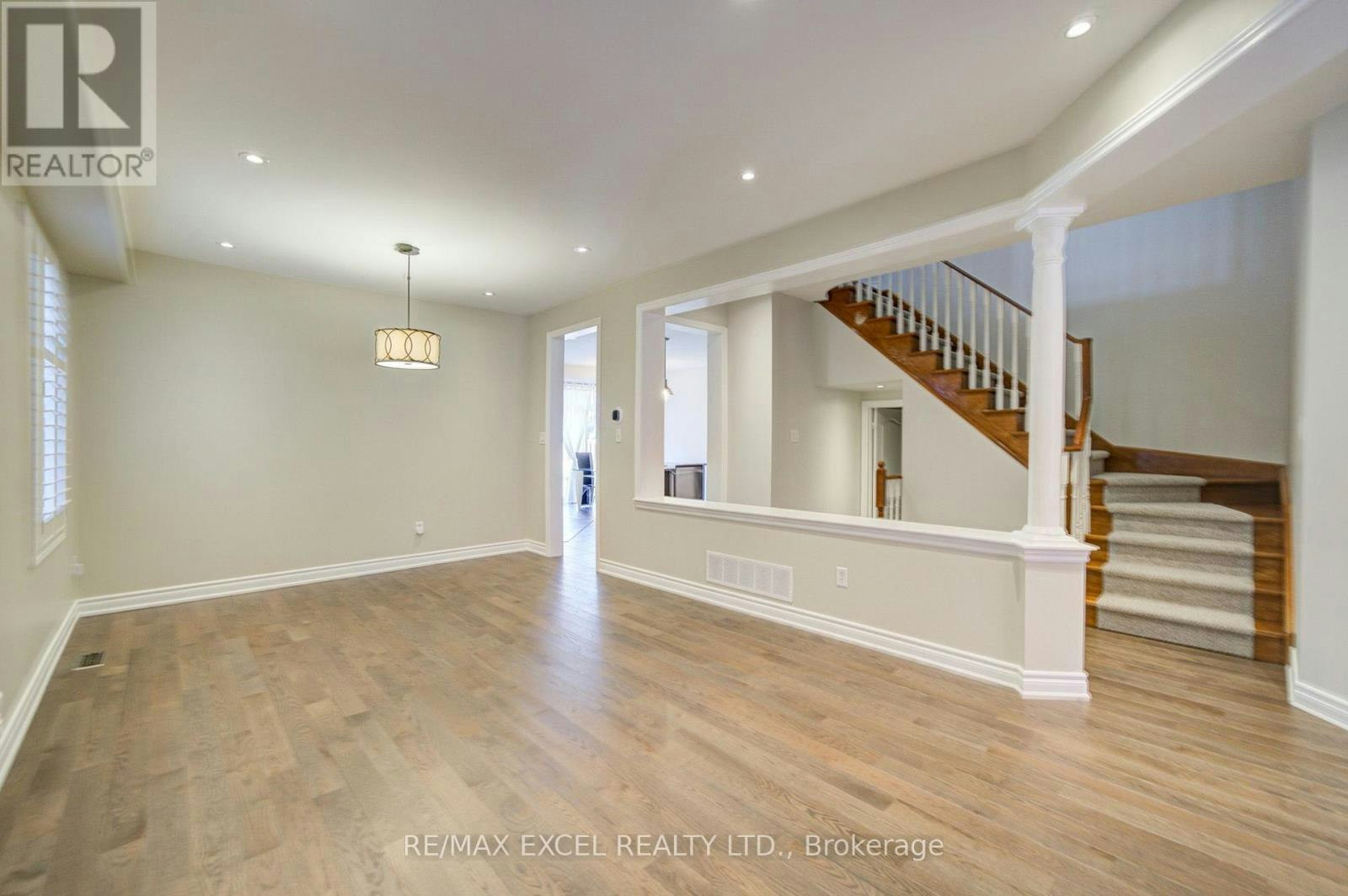 202 Lawn Crescent WEST, Whitchurch-Stouffville, ON, L4A 0B4 - 12