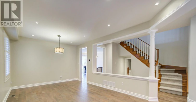 202 Lawn Crescent WEST, Whitchurch-Stouffville, ON, L4A 0B4 - 12