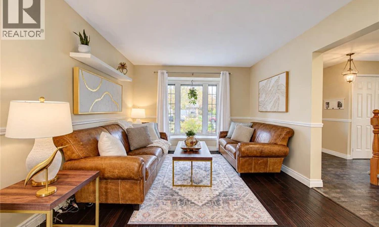 63 Winding Way