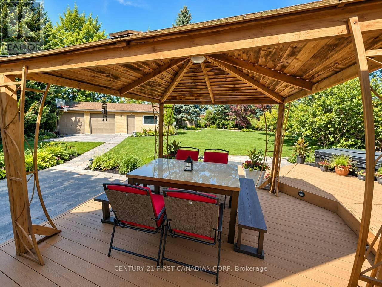 509 Regal Court, London, ON, N5Y 1K4 - 2