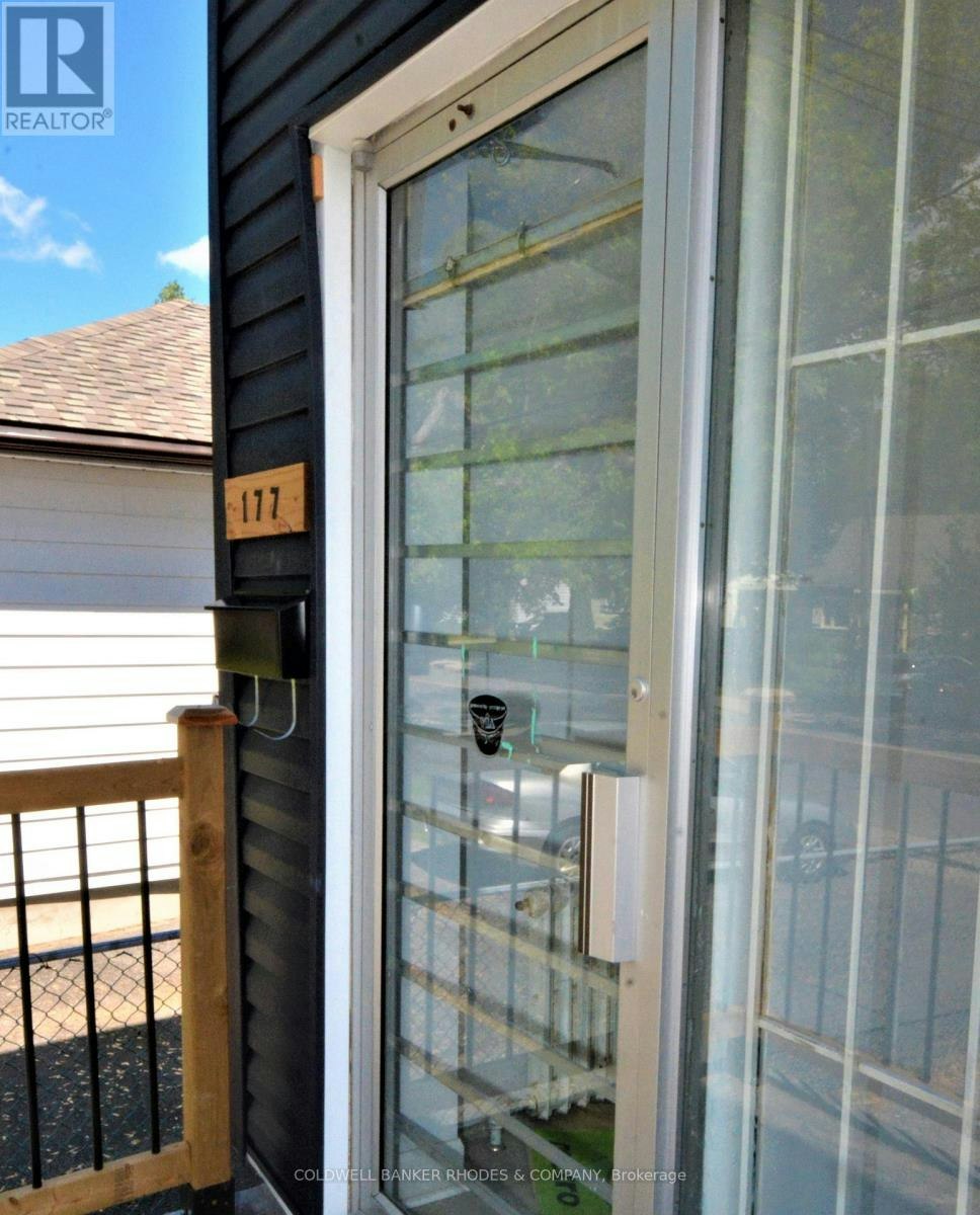 177 St Laurent Boulevard, Ottawa, ON, K1K 2Y6 - 2