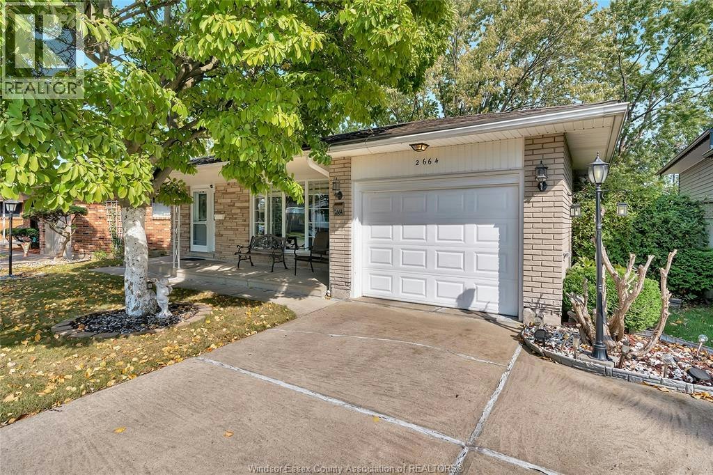 2664 Rivard, Windsor, ON, N8T 2H5