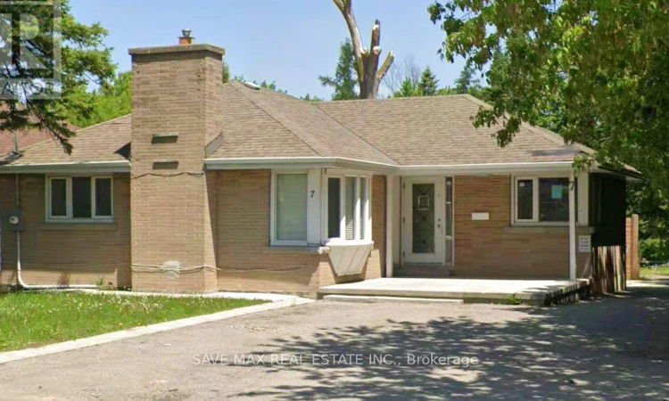 7 Mclaughlin Road N
