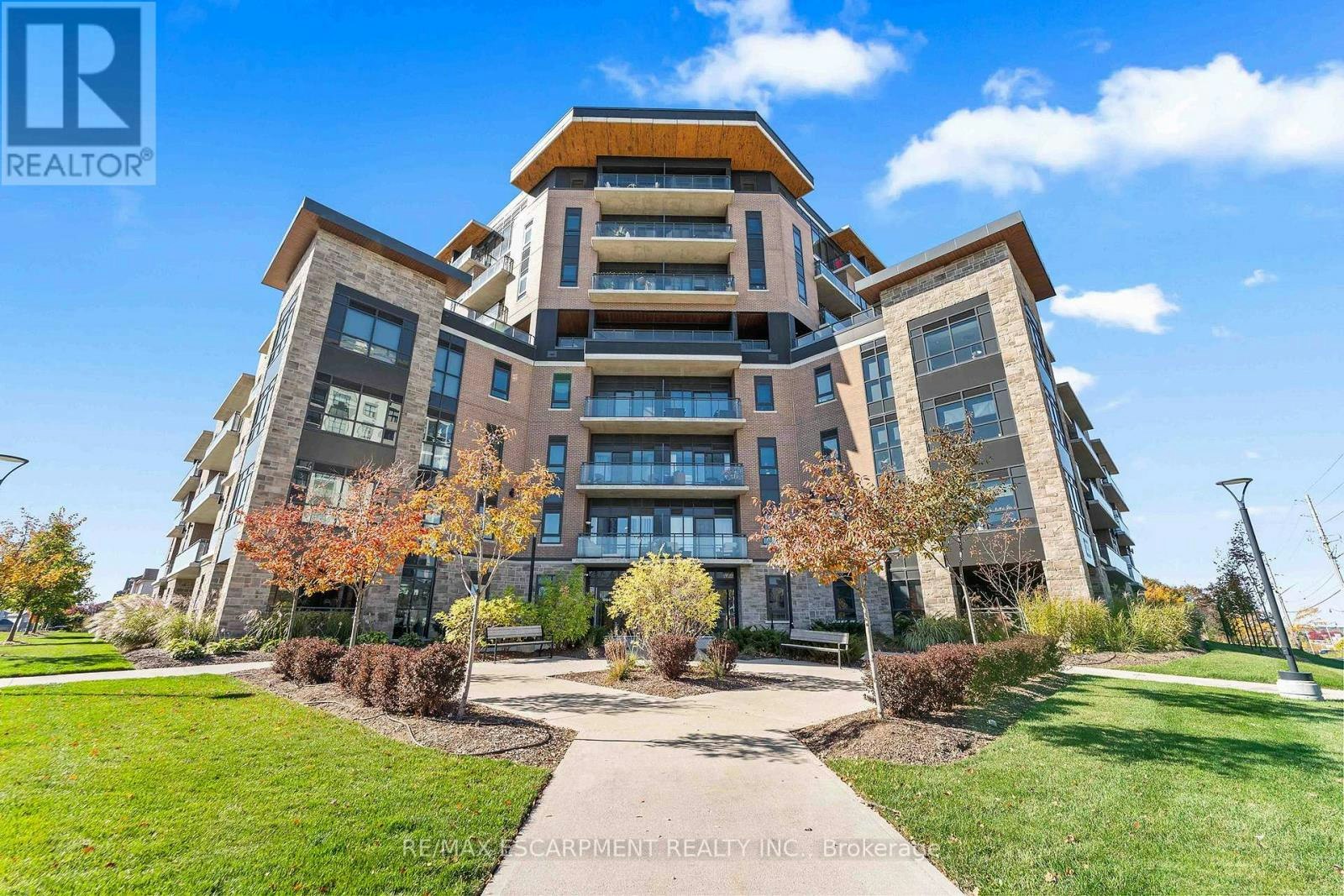 111-332 Gosling Gardens, Guelph, ON, L5C 1R6
