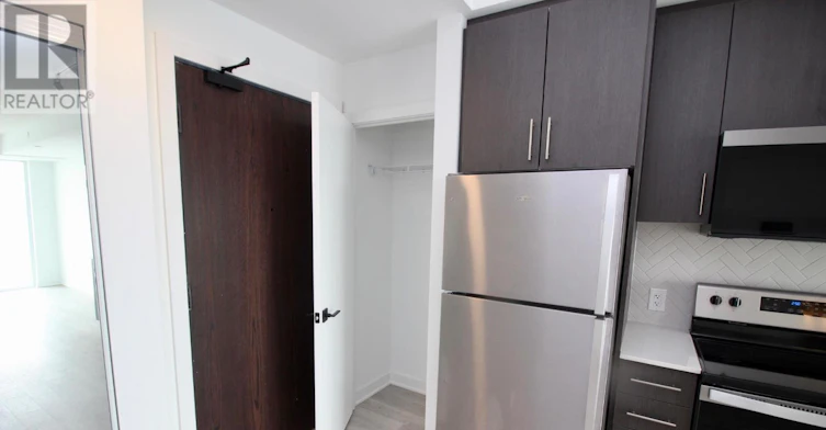 1518-2782 Barton Street E, Hamilton, ON, L8E 2J8 - 3
