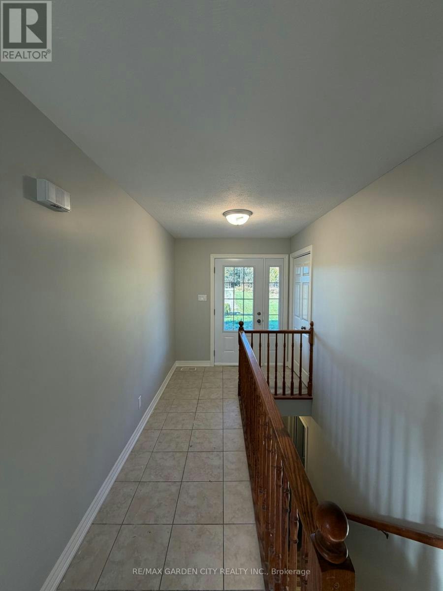 1032 Hutchinson Road, Cayuga, ON, N0A 1K0 - 2