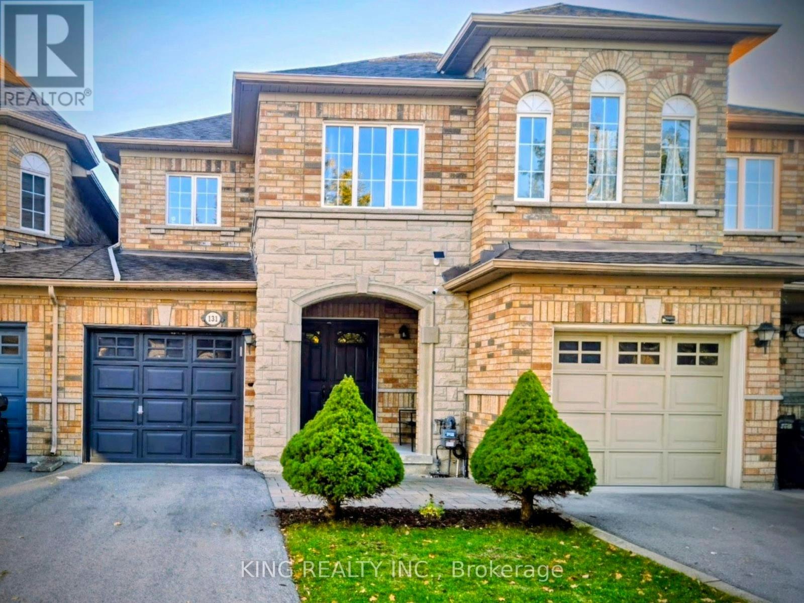 131 Royal Appian Crescent, Vaughan, ON, L4K 5L5