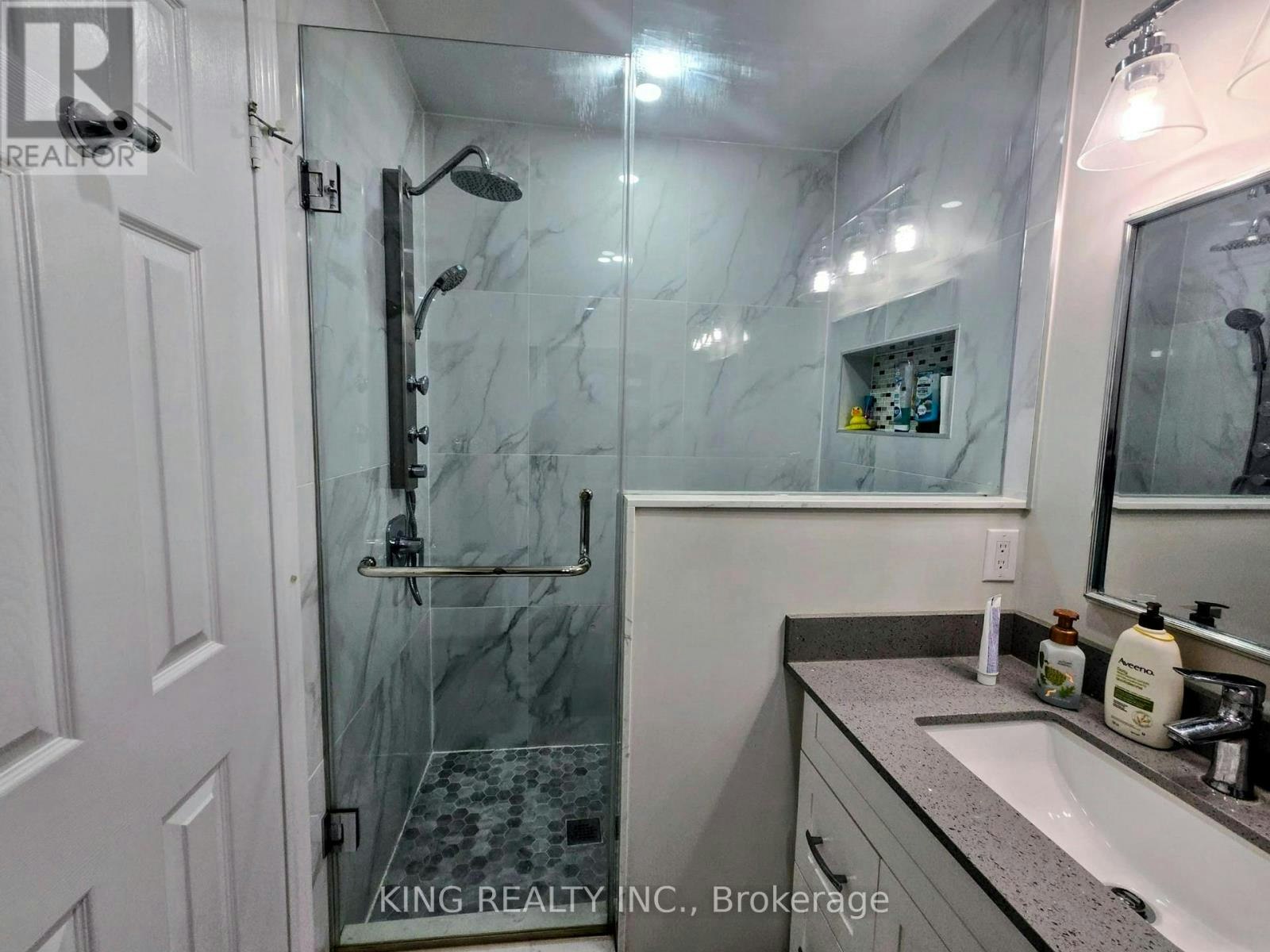 131 Royal Appian Crescent, Vaughan, ON, L4K 5L5 - 18