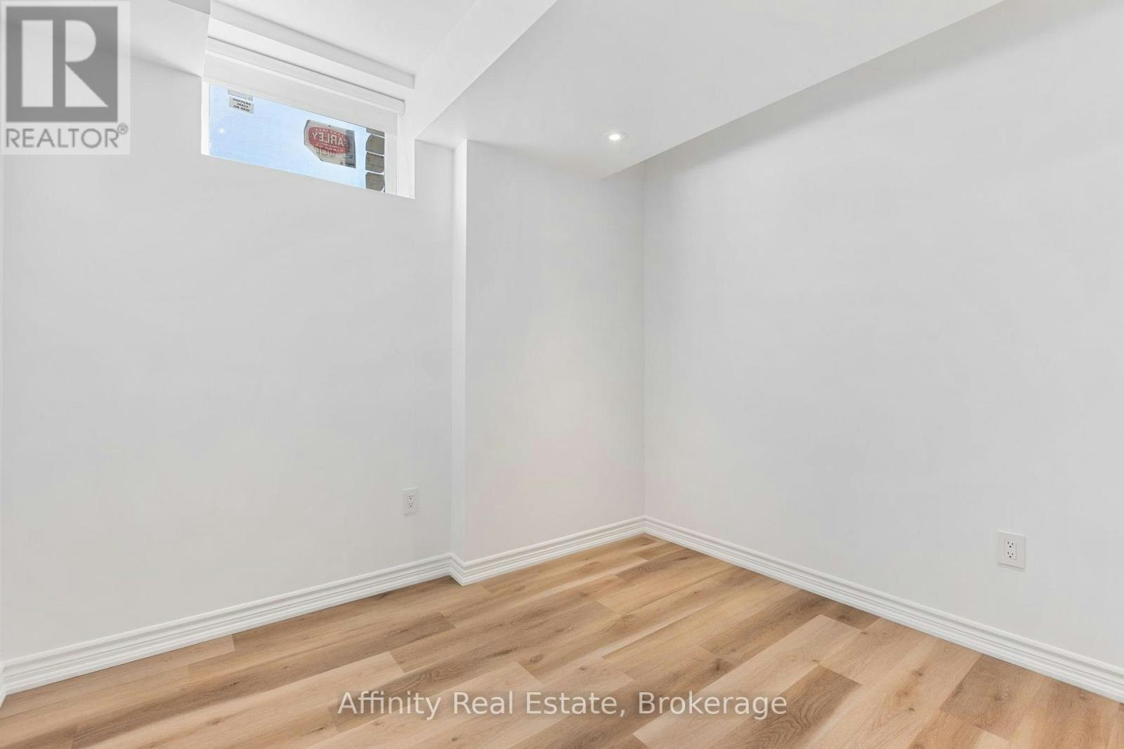 BSMT-64 Shawbridge Court, Hamilton, ON, L8J 0M8 - 12