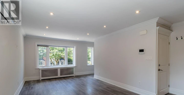 UPPER-301 Cleveland Street, Toronto, ON, M4S 2W7 - 5