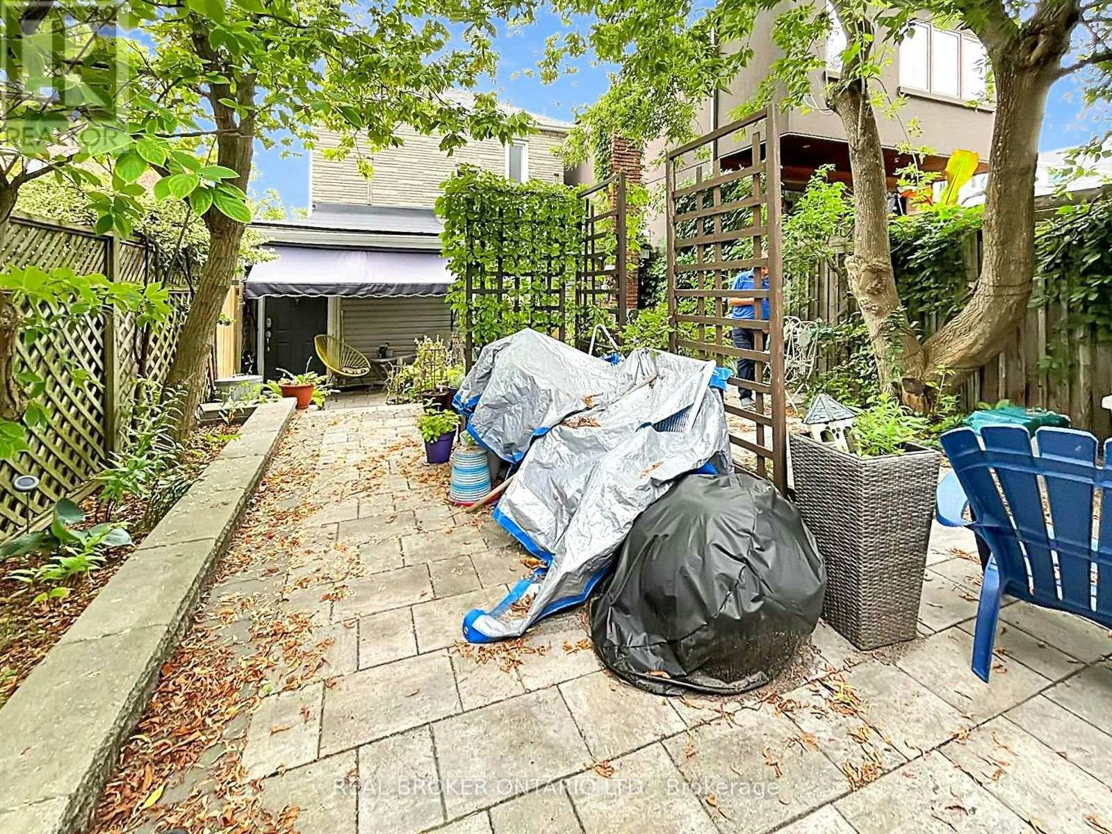 UPPER-79 Blantyre Avenue, Toronto, ON, M1N 2R6 - 18