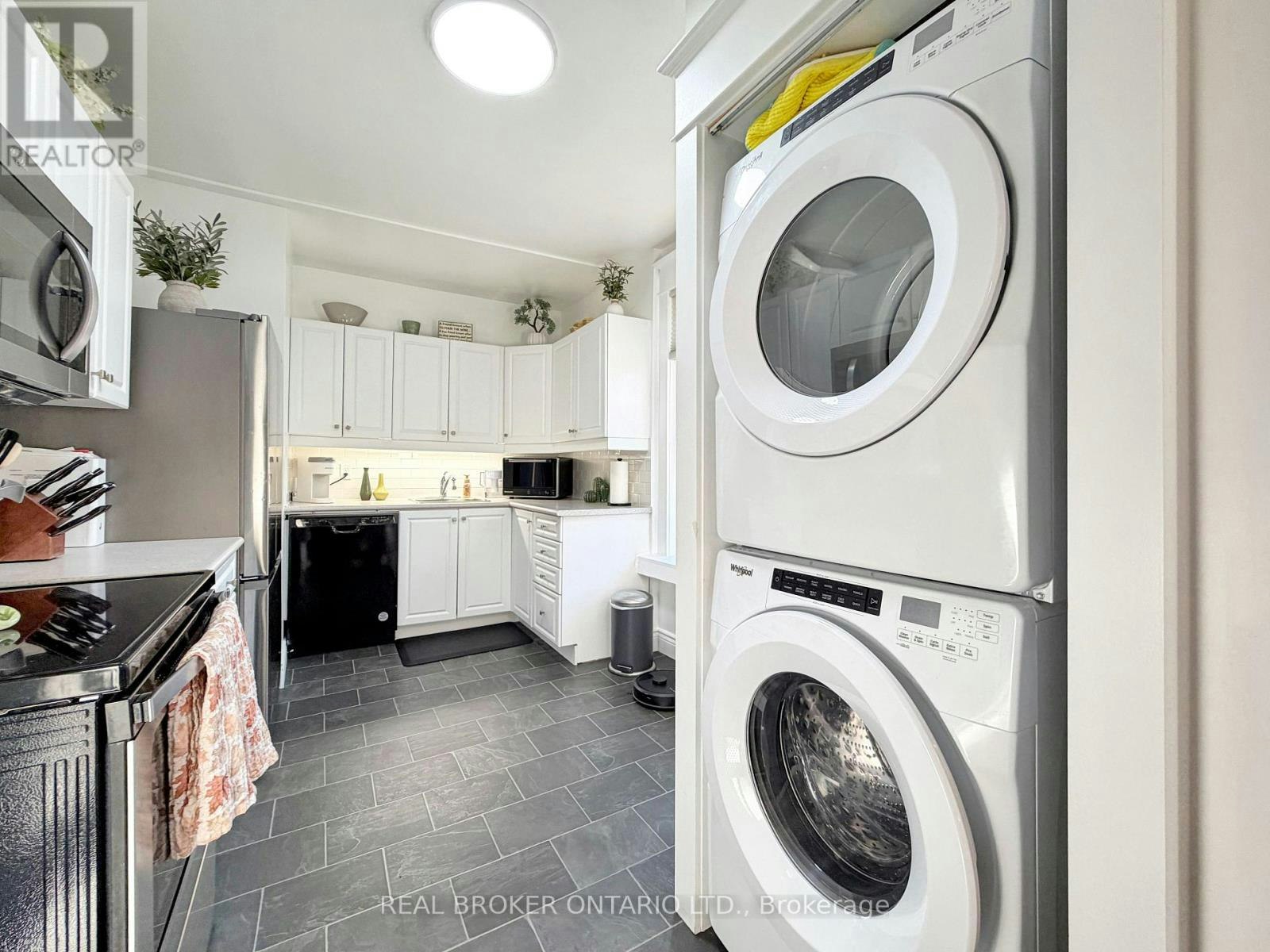 UPPER-79 Blantyre Avenue, Toronto, ON, M1N 2R6 - 9