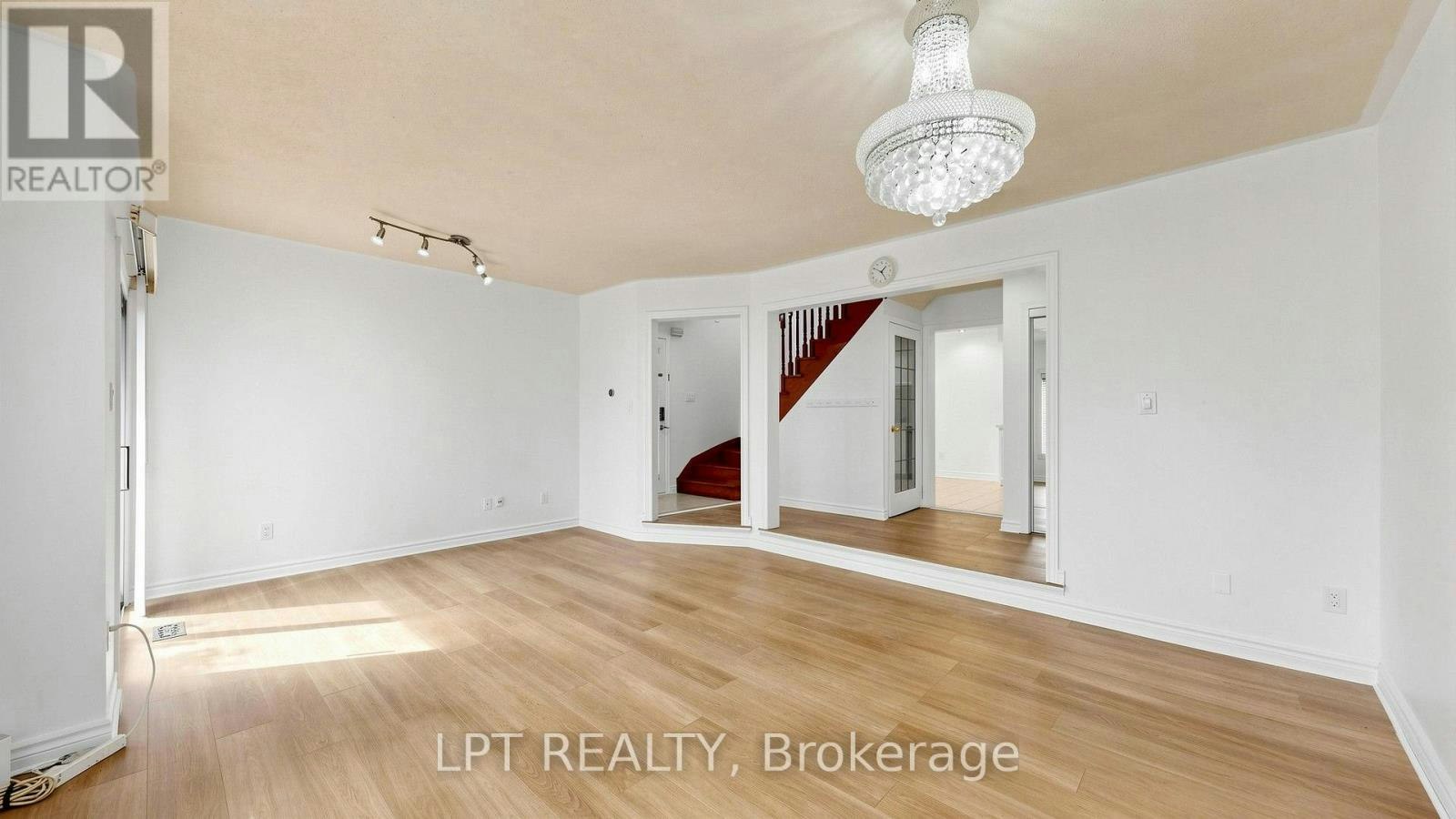 81 Shady Pine Circle, Brampton, ON, L6R 1K3 - 7