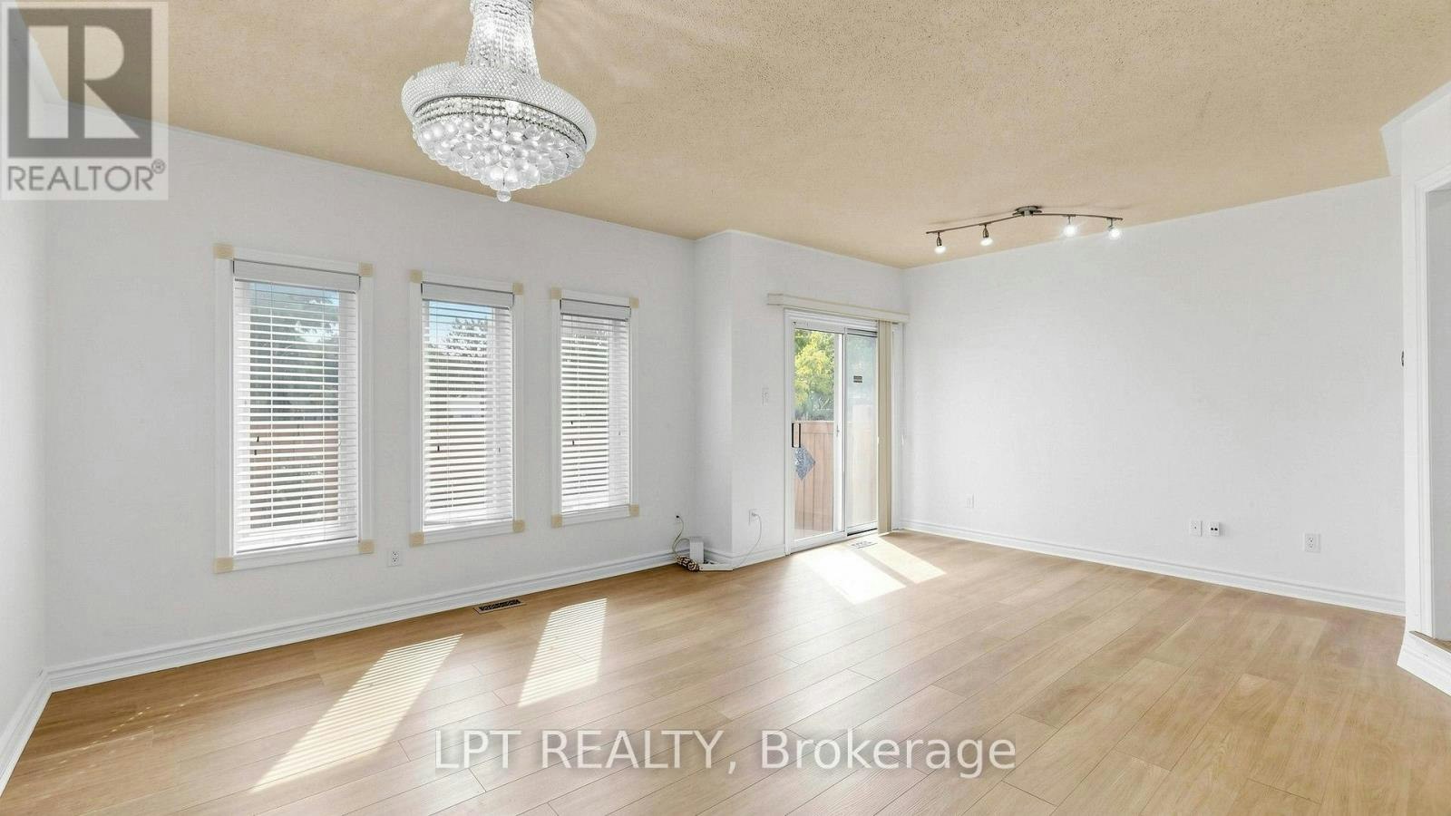 81 Shady Pine Circle, Brampton, ON, L6R 1K3 - 6