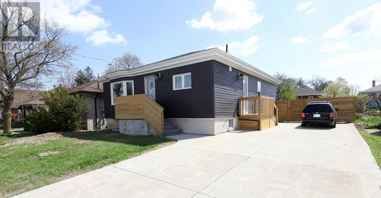 MAIN FLOOR-269 5th Street WEST, Hamilton, ON, L9C 3N9 - 3