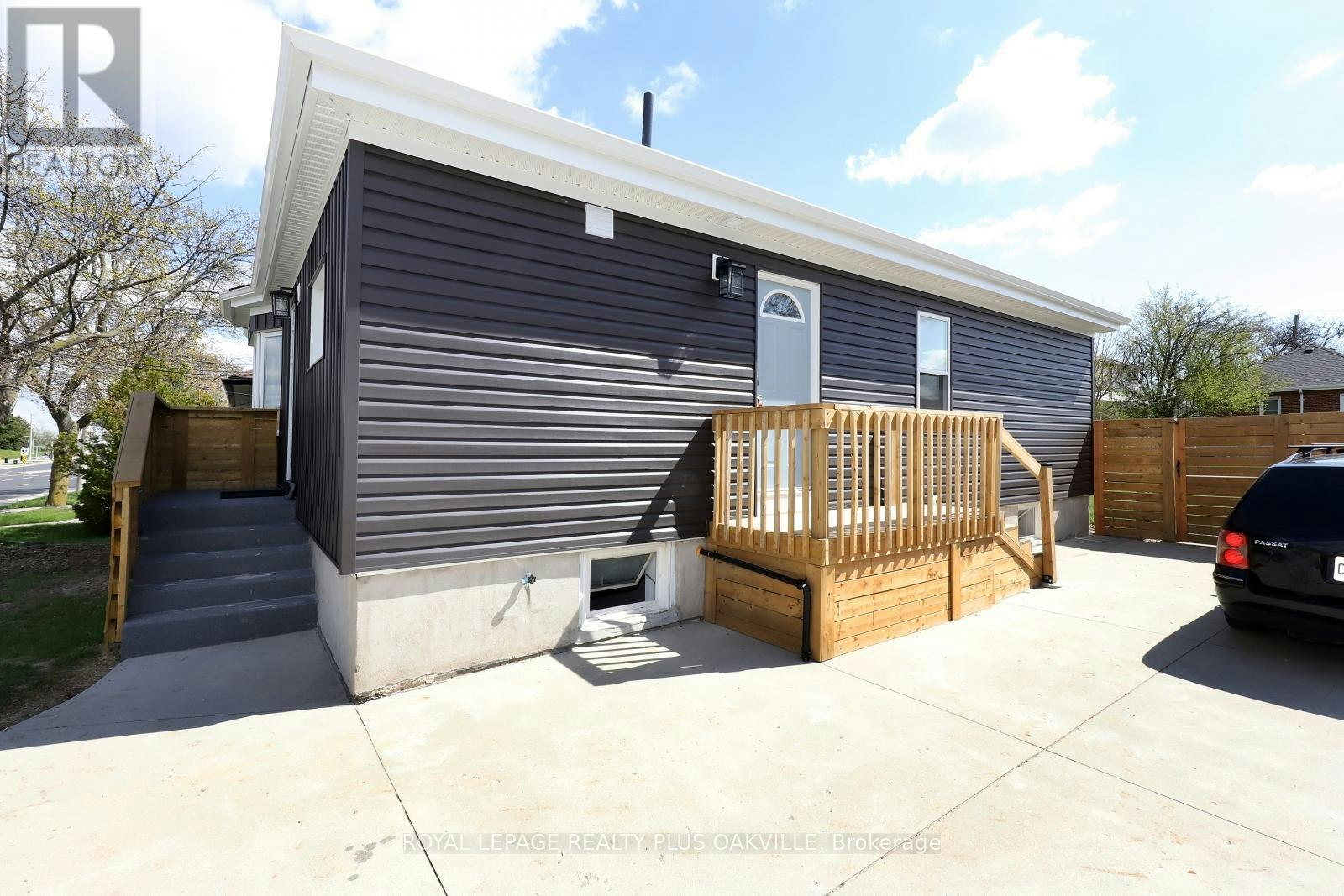 MAIN FLOOR-269 5th Street WEST, Hamilton, ON, L9C 3N9 - 4
