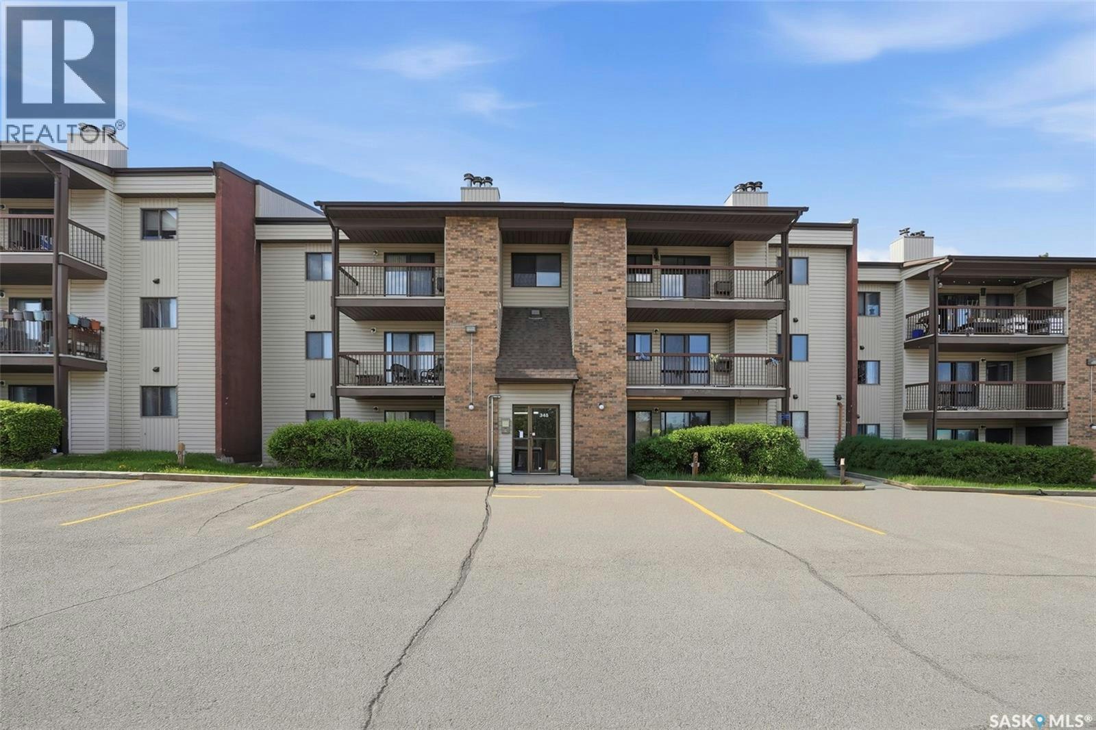 202-345 Kingsmere Boulevard, Saskatoon, SK, S7J 4J6