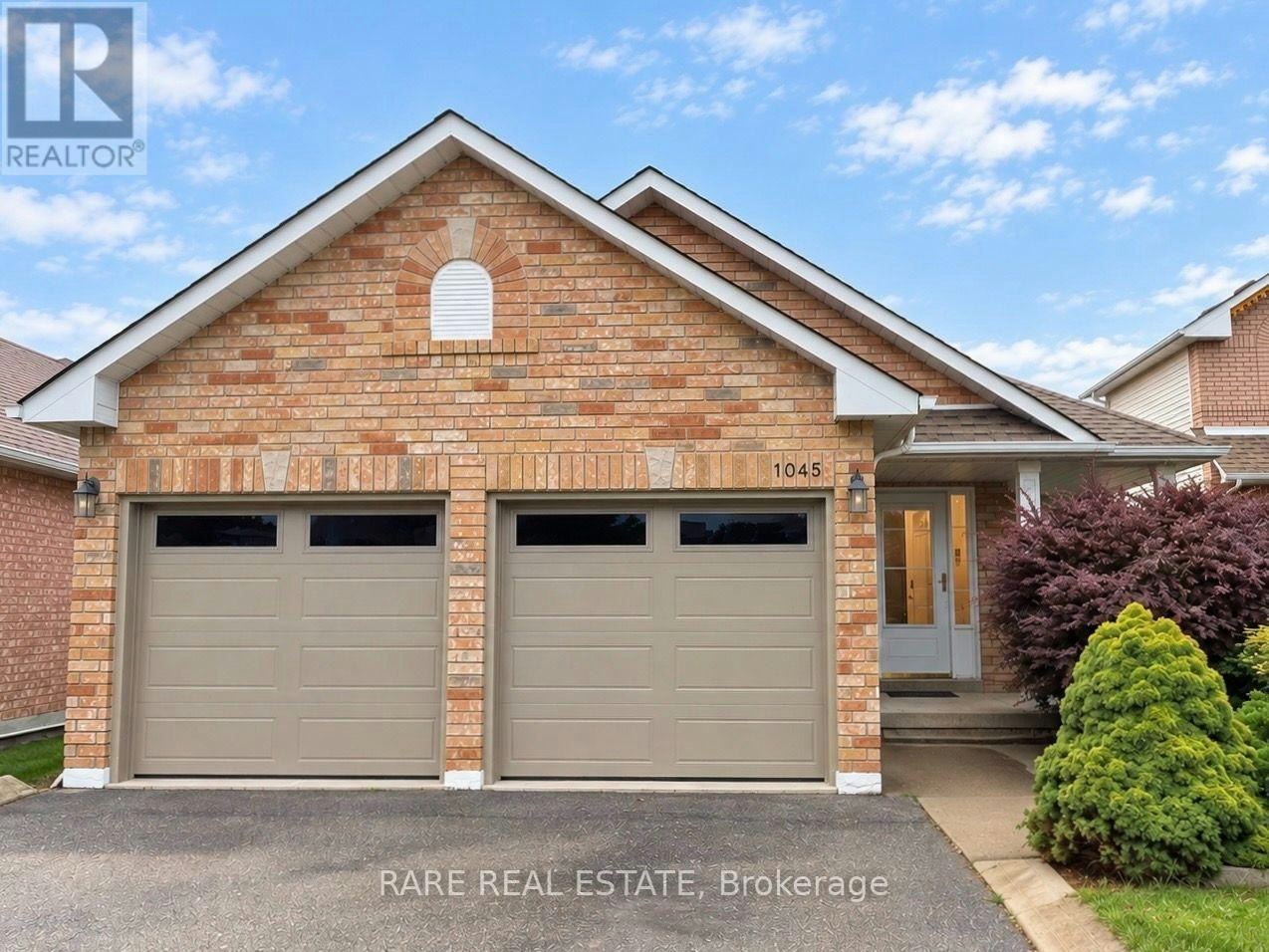 1045 Corrie Street, Innisfil, ON, L9S 1T7