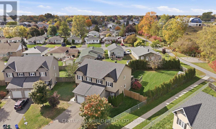 1140 Clement Court