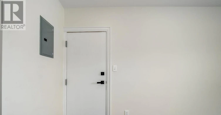 3-38 Penhurst Avenue, Toronto, ON, M8Y 3A8 - 4
