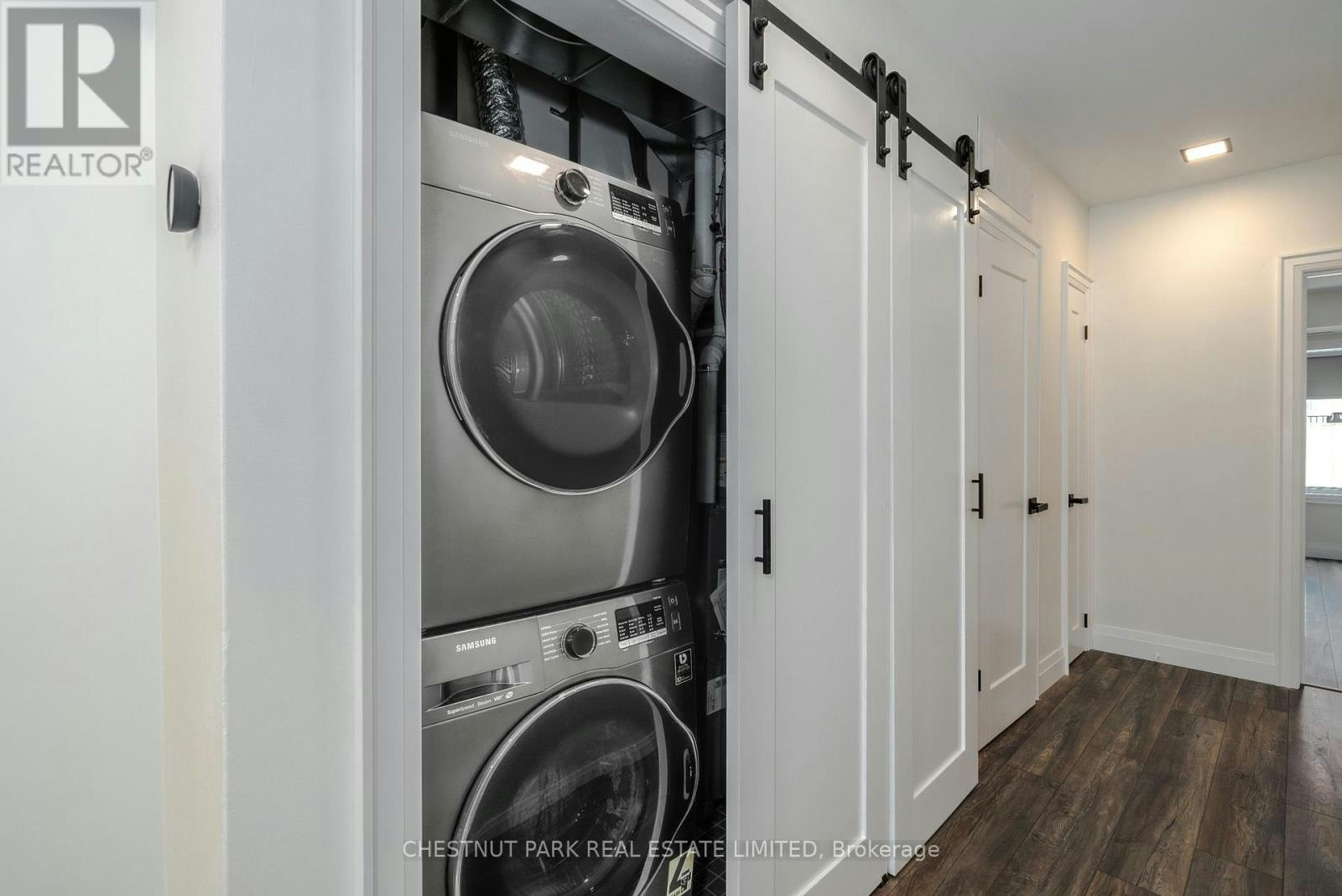 3-38 Penhurst Avenue, Toronto, ON, M8Y 3A8 - 29