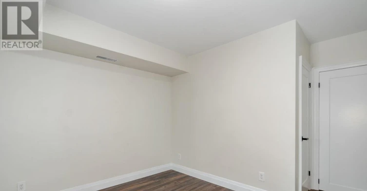 3-38 Penhurst Avenue, Toronto, ON, M8Y 3A8 - 27