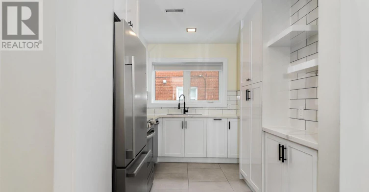 3-38 Penhurst Avenue, Toronto, ON, M8Y 3A8 - 11