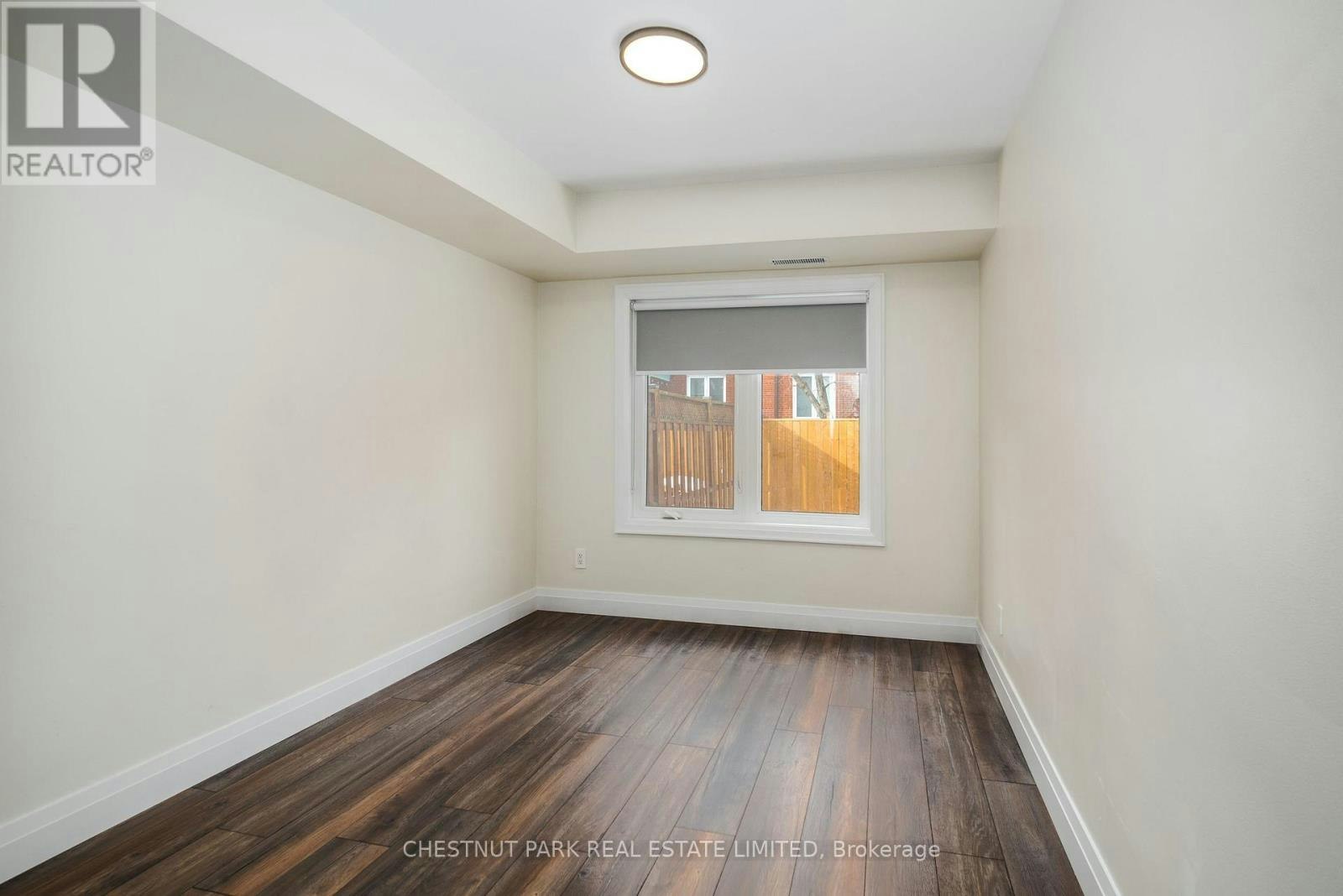 3-38 Penhurst Avenue, Toronto, ON, M8Y 3A8 - 17