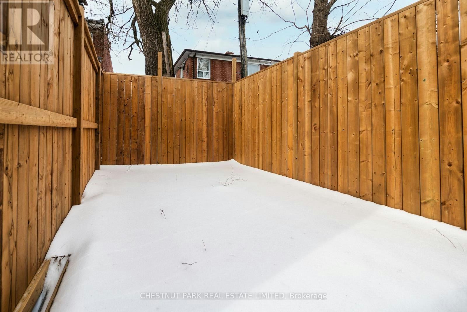 3-38 Penhurst Avenue, Toronto, ON, M8Y 3A8 - 37