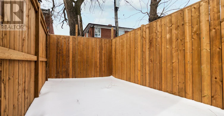 3-38 Penhurst Avenue, Toronto, ON, M8Y 3A8 - 37