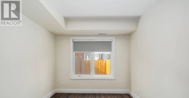 3-38 Penhurst Avenue, Toronto, ON, M8Y 3A8 - 18