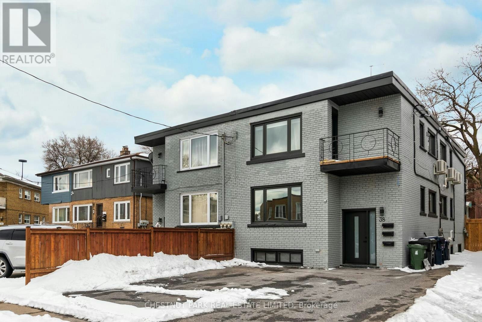 3-38 Penhurst Avenue, Toronto, ON, M8Y 3A8 - 39