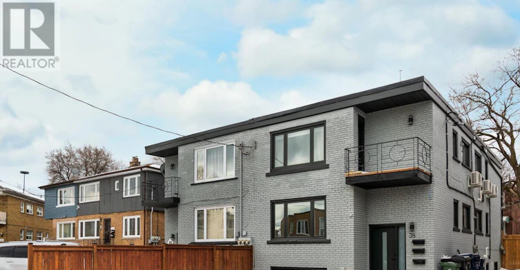 3-38 Penhurst Avenue, Toronto, ON, M8Y 3A8 - 39