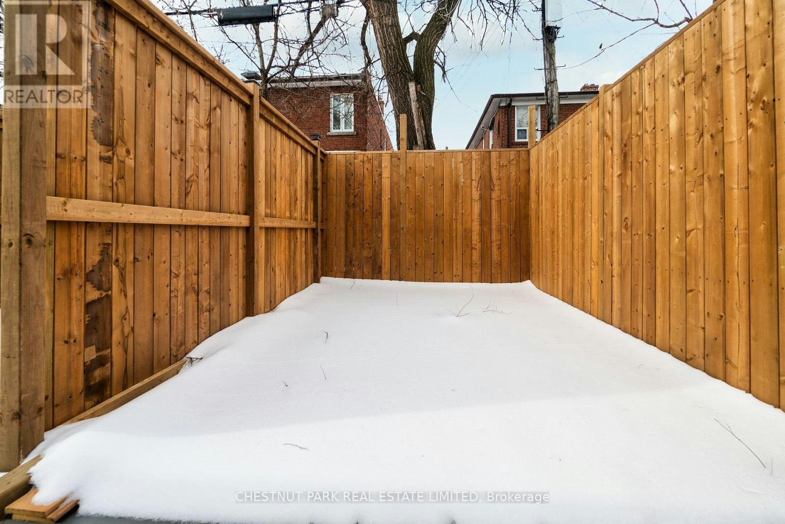 3-38 Penhurst Avenue, Toronto, ON, M8Y 3A8 - 36