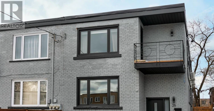 3-38 Penhurst Avenue, Toronto, ON, M8Y 3A8 - 38