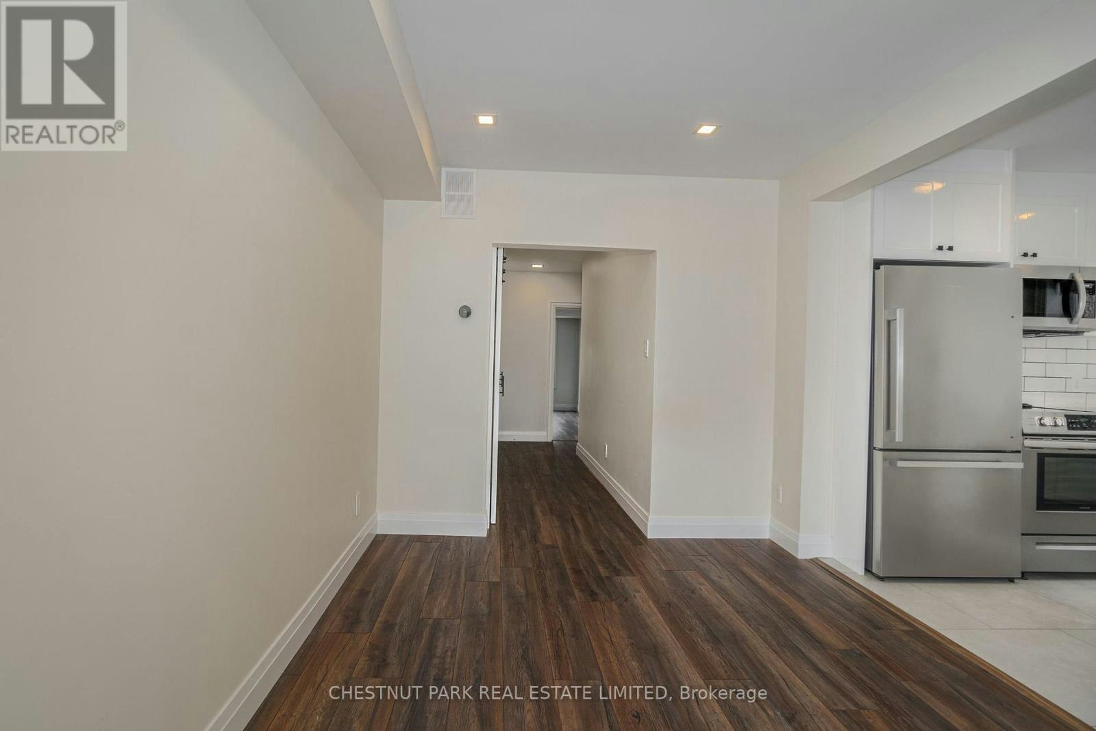 3-38 Penhurst Avenue, Toronto, ON, M8Y 3A8 - 10