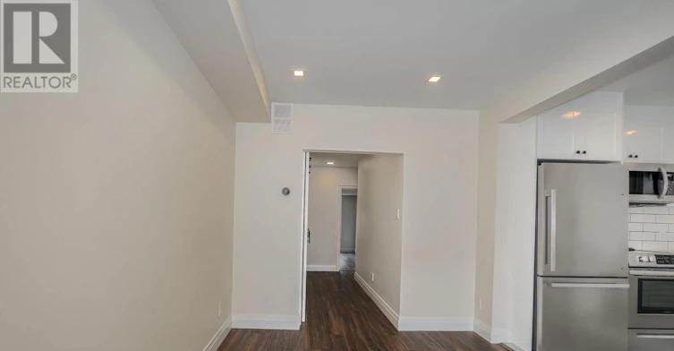 3-38 Penhurst Avenue, Toronto, ON, M8Y 3A8 - 10