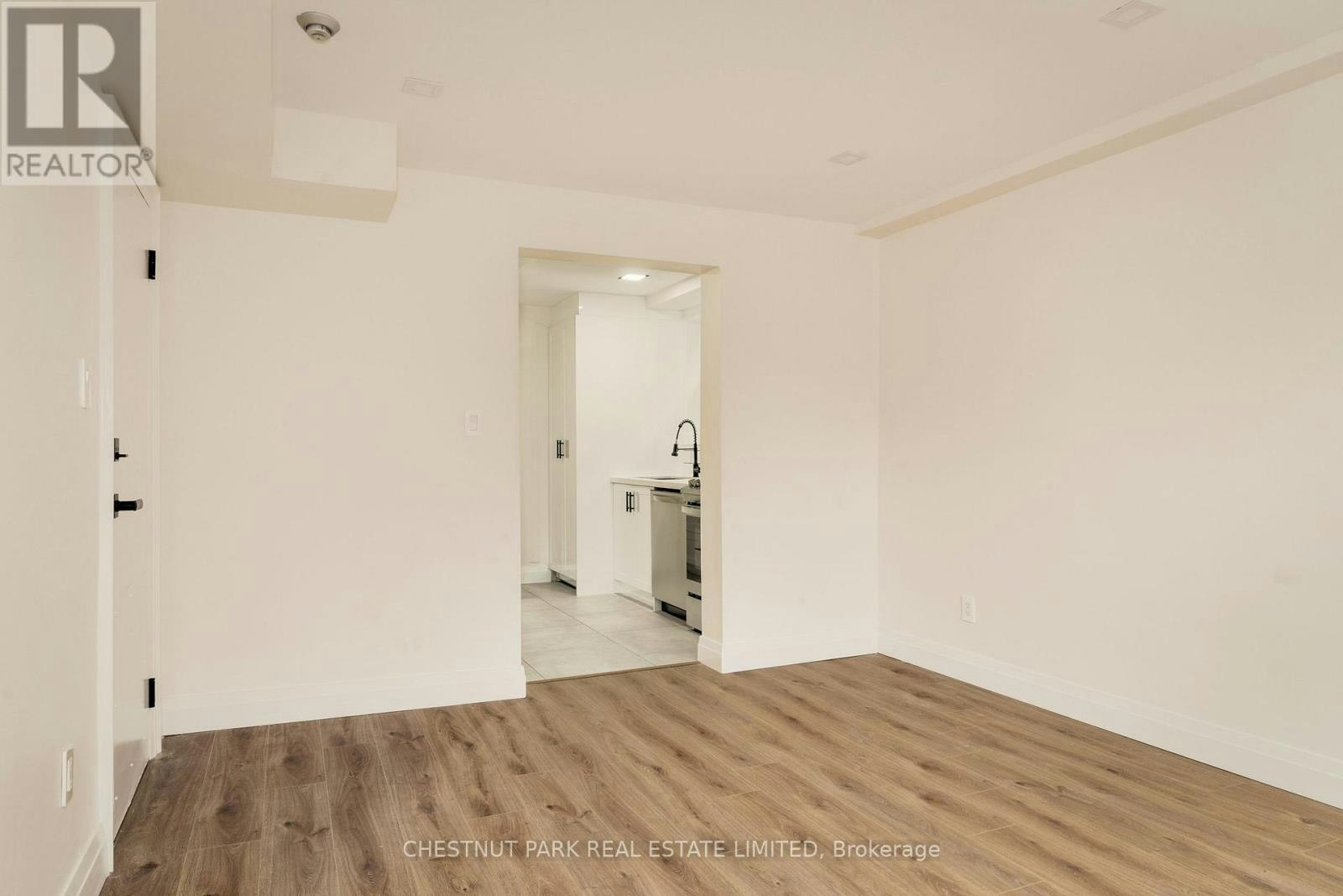 1-24 Heman Street, Toronto, ON, M8V 1X5 - 15