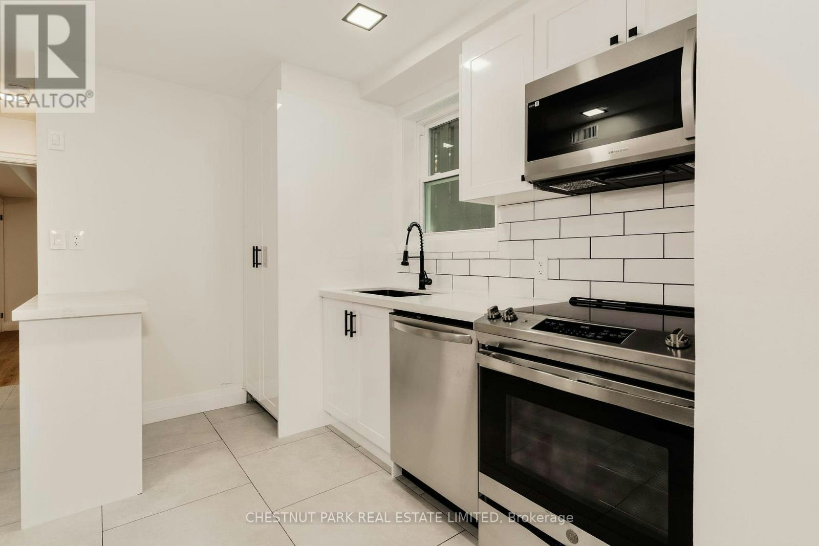 1-24 Heman Street, Toronto, ON, M8V 1X5 - 21