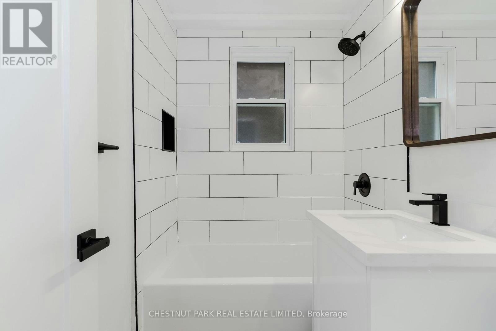 1-24 Heman Street, Toronto, ON, M8V 1X5 - 32