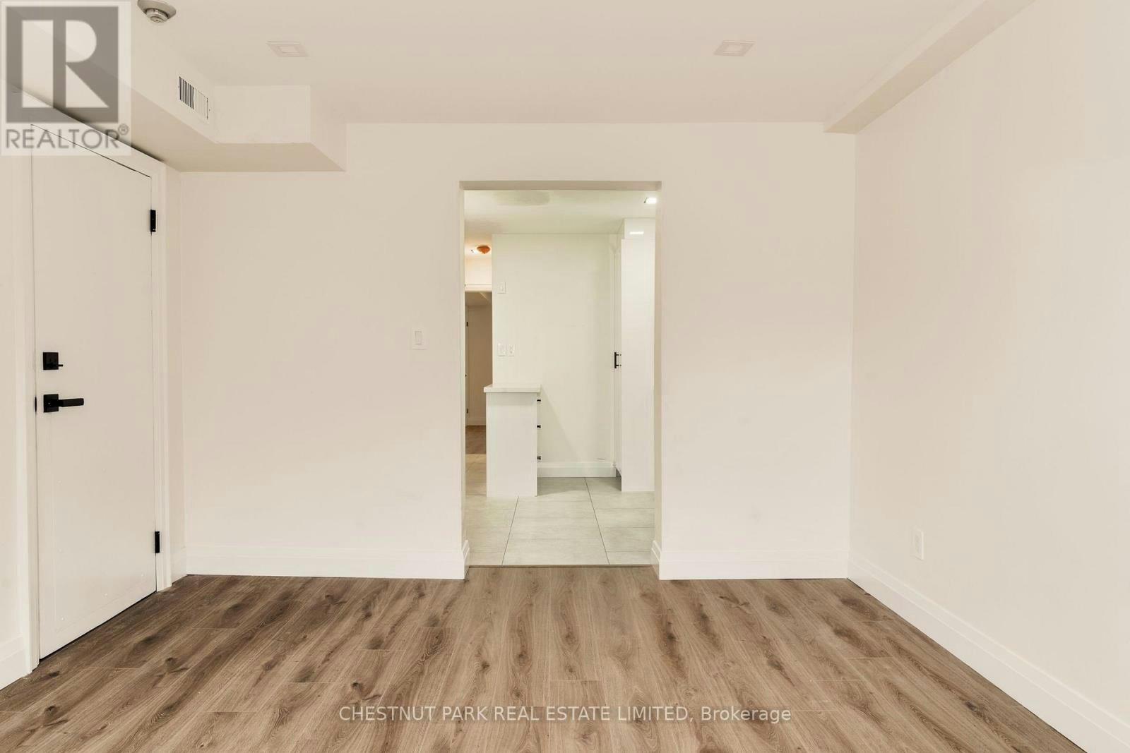 1-24 Heman Street, Toronto, ON, M8V 1X5 - 14