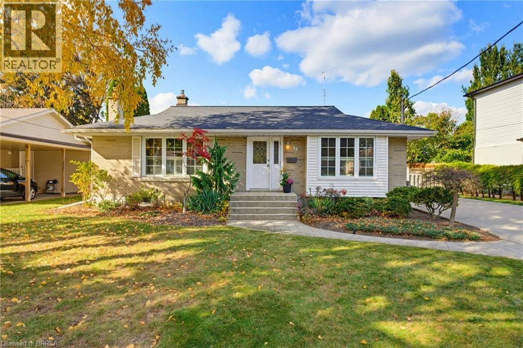 38 Varadi Avenue, Brantford, ON, N3R 3N3