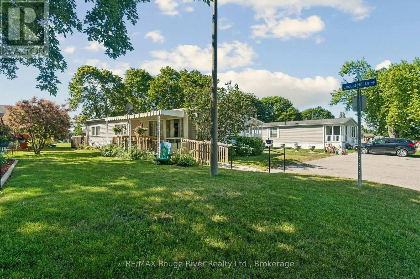 35 Hawthorne Drive, Innisfil, ON, L9S 1P1