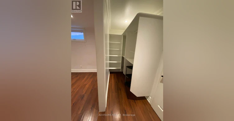 16 Sabrina Court, Richmond Hill, ON, L4C 5P8 - 4