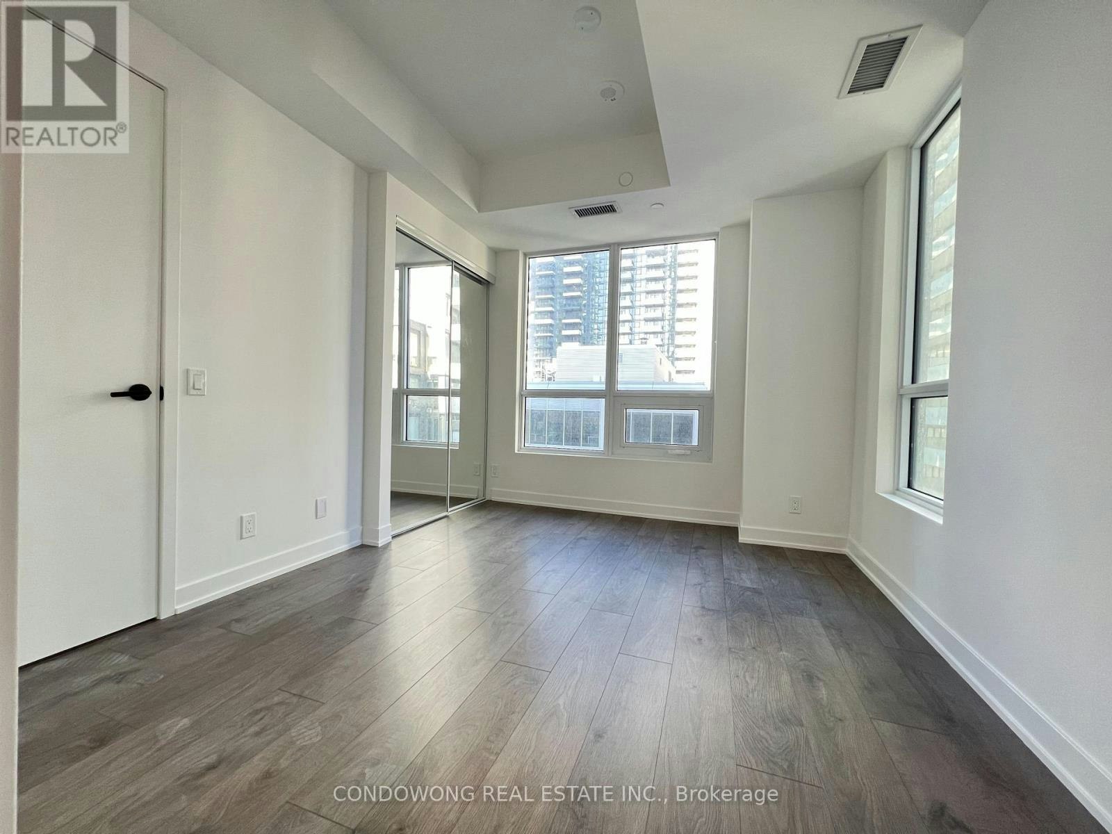 1106-108 Peter Street, Toronto, ON, M5V 0W2 - 6