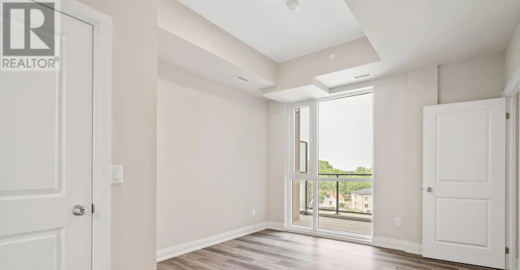 UP 09-50 Herrick Avenue, St. Catharines, ON, L2P 2T9 - 16