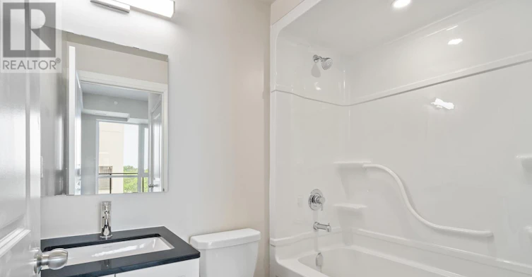 UP 09-50 Herrick Avenue, St. Catharines, ON, L2P 2T9 - 18