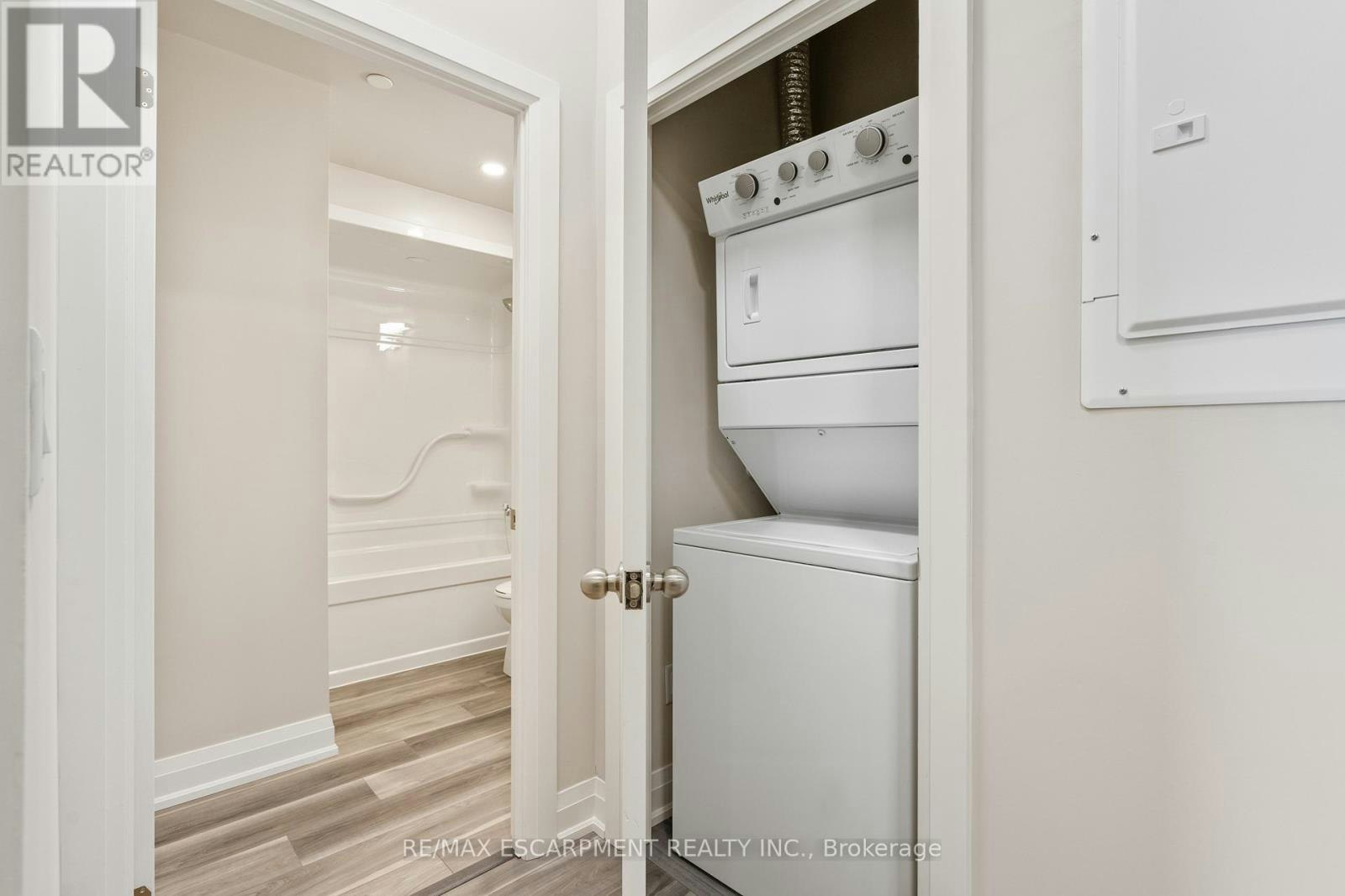 UP 09-50 Herrick Avenue, St. Catharines, ON, L2P 2T9 - 9